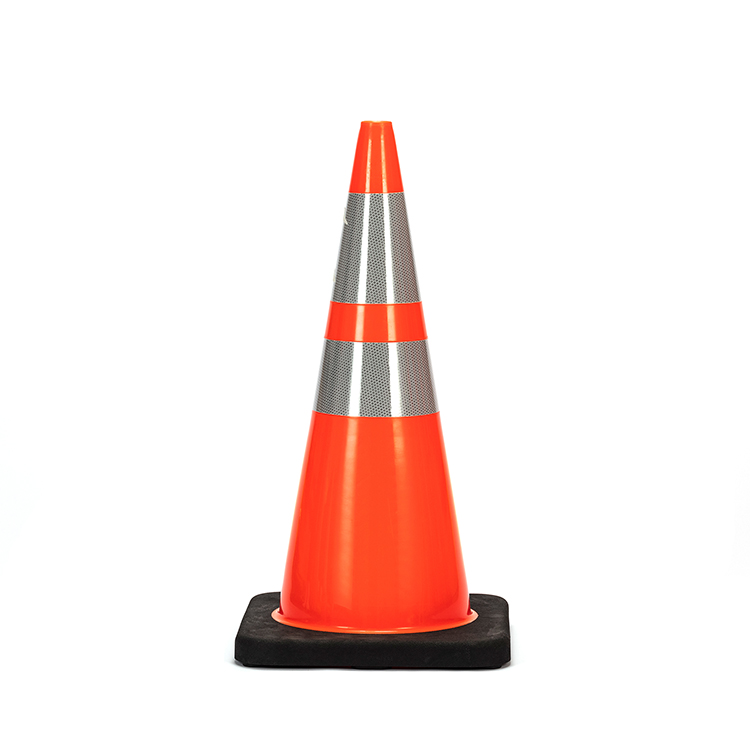 RC700C-2 HEAVY DUTY SCHWARZER BASIS PVC-TRAFFIC CONE - AMERICAN STD